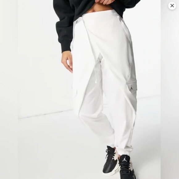 Nike Air Jordan Future Primal Utility Cargo Pants Womens XXL White DA1527-100 - Picture 9 of 9